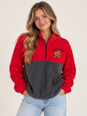 Knights Apparel UMD Women's Red & Gray Fleece Half-Zip Pullover, size Large